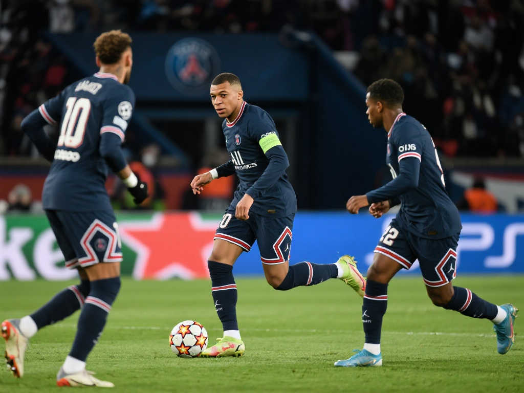 随着时代的 随着时代的