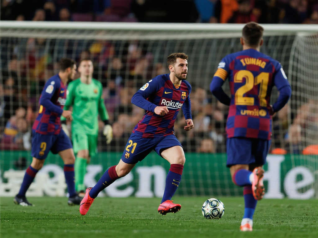 成了中央 成了中央